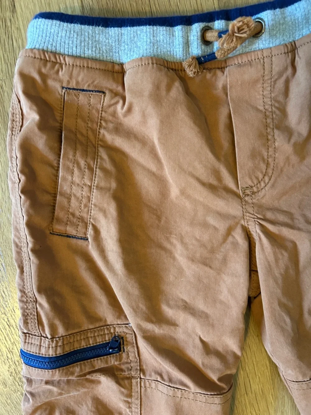 Mini Boden Lined Cargo Pants with Elastic Waist 9Y